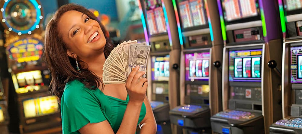 Random Payouts with Slot Games